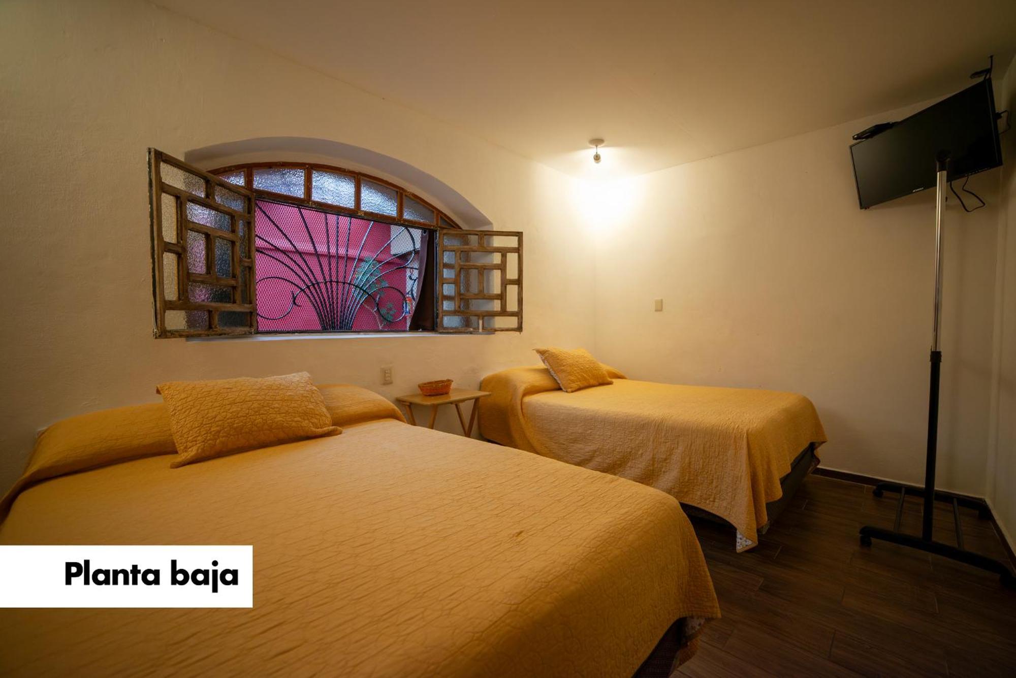 Casa Madero Hotel San Cristobal de las Casas Luaran gambar